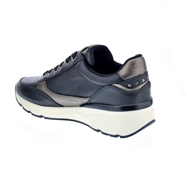 Zapatillas Carmela zapatos Mujer modelo 16182501 Negro Cordón