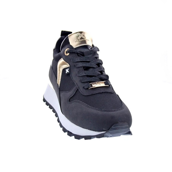 Zapatillas Xti zapatos Mujer modelo 142961 Negro Cordón
