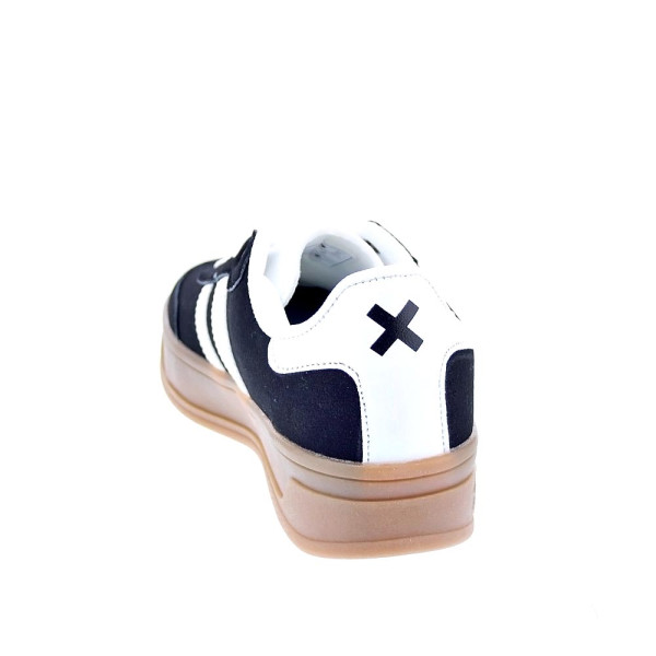 Zapatillas Xti zapatos Mujer modelo 143483 Negro 