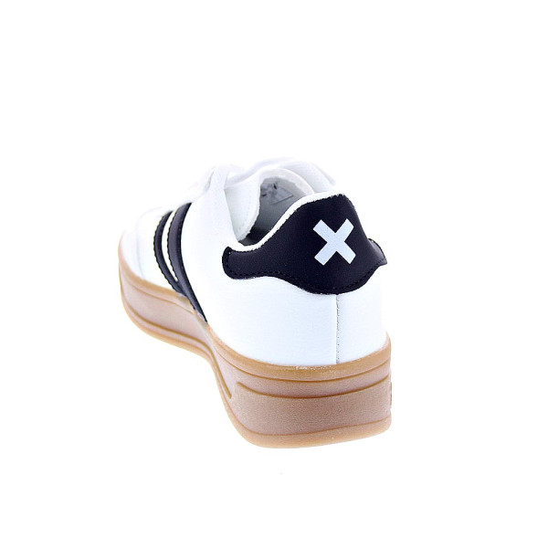 Zapatillas Xti zapatos Mujer modelo 143645 Blanco Cordón