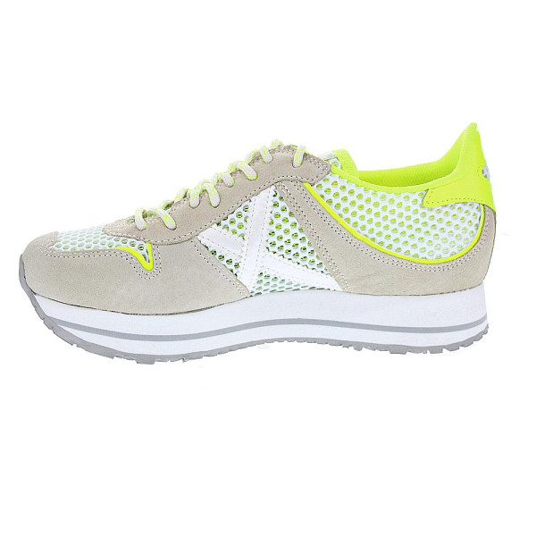 Zapatillas Munich zapatos Mujer modelo Massana Sky 219 Beige Cordón