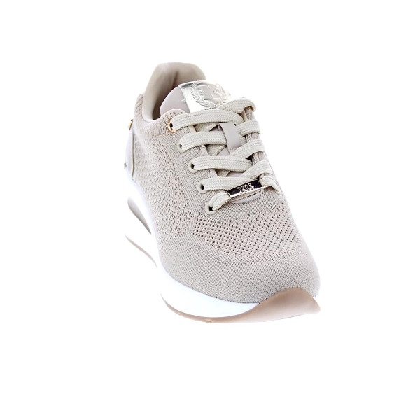 Zapatillas Xti zapatos Mujer modelo 143721 Beige Cordón
