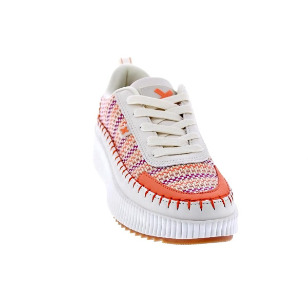 Zapatillas Xti zapatos Mujer modelo 143591 Blanco Cordón