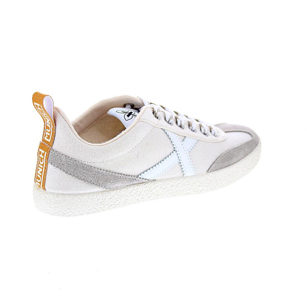 Zapatillas Munich zapatos Mujer modelo Volata 89 Beige Cordón