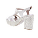 Sandalias Xti zapatos Mujer modelo 142839 Blanco Hebilla