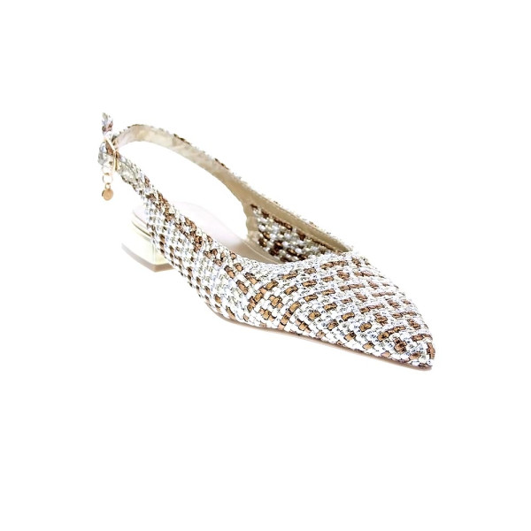 Sandalias Xti zapatos Mujer modelo 143938 Oro Hebillas