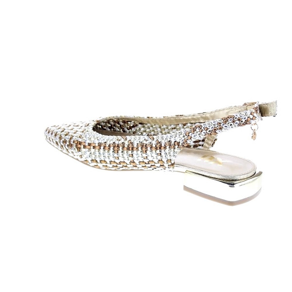 Sandalias Xti zapatos Mujer modelo 143938 Oro Hebillas