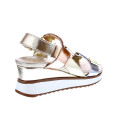 Sandalias Xti zapatos Mujer modelo 143882 Oro Velcro