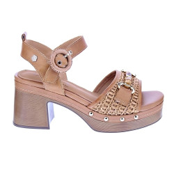 Sandalias Carmela zapatos Mujer modelo 16236701 Marrón Hebillas