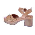 Sandalias Carmela zapatos Mujer modelo 16236701 Marrón Hebillas