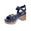 Sandalias Carmela zapatos Mujer modelo 162367 Negro Hebillas