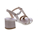 Sandalias Nero Giardini zapatos Mujer modelo E513433 Beige 