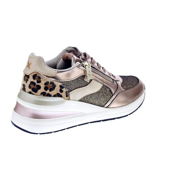 Zapatillas Xti zapatos Mujer modelo 144629 Oro Cordón