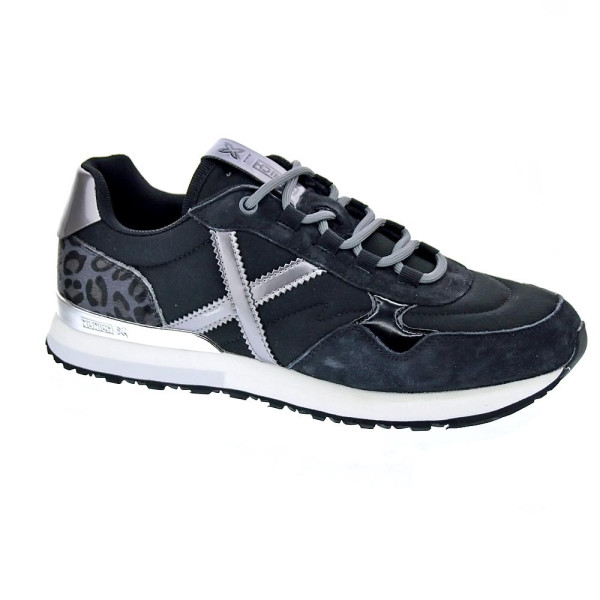 Zapatillas Munich zapatos Mujer modelo Sunset 62 Negro Cordón