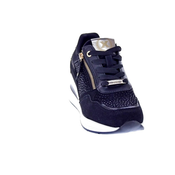 Zapatillas Xti zapatos Mujer modelo 144377 Negro Cordón