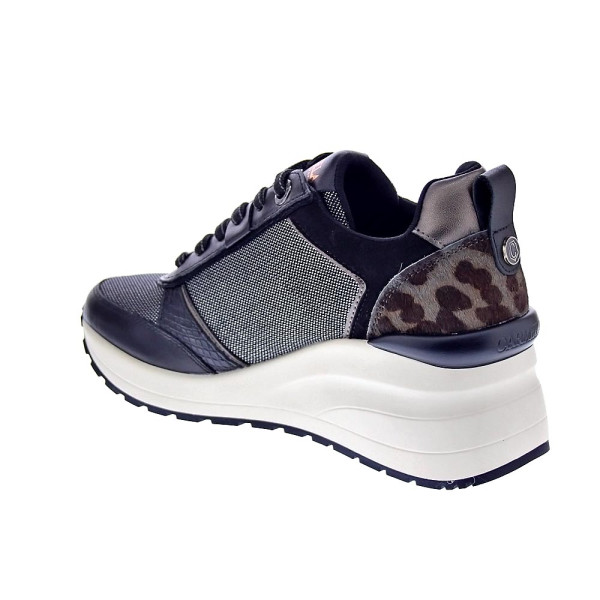 Zapatillas Carmela zapatos Mujer modelo 16252101 Negro 