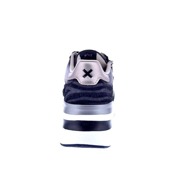 Zapatillas Xti zapatos Mujer modelo 144629 Negro 