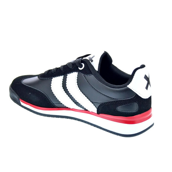 Zapatillas Xti zapatos Niño modelo 151393 Negro 