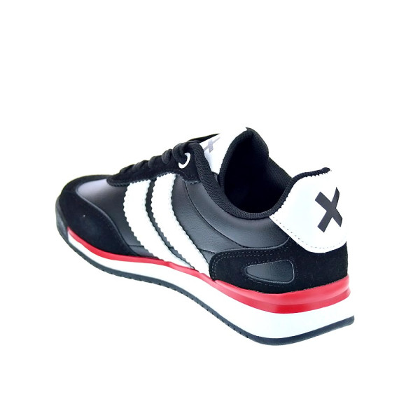 Zapatillas Xti zapatos Niño modelo 151393 Negro 