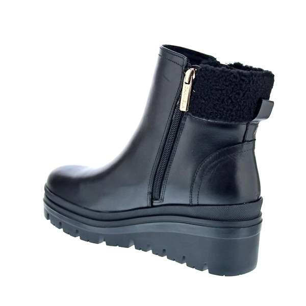 Botines Carmela zapatos Mujer modelo 16271201 Negro 