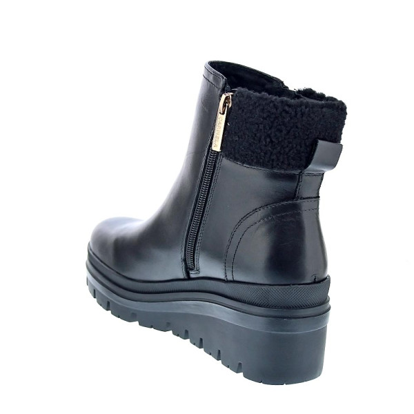 Botines Carmela zapatos Mujer modelo 16271201 Negro 