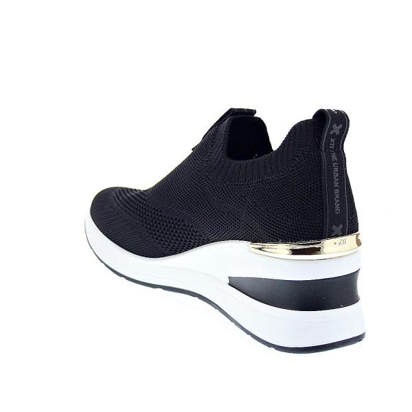 Zapatillas Xti zapatos Mujer modelo 145100 Negro 