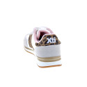 Zapatillas Xti zapatos Niña modelo 15301308 Blanco 