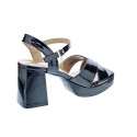 Sandalias Xti zapatos Mujer modelo 142356 Negro 