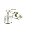 Sandalias Xti zapatos Mujer modelo 145344 Oro 