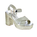 Sandalias Xti zapatos Mujer modelo 142741 Oro 