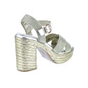 Sandalias Xti zapatos Mujer modelo 142741 Oro 
